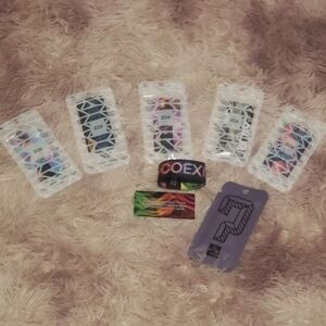 New unopened 5 small Zox wrist bands, 1 opened, 6 all together